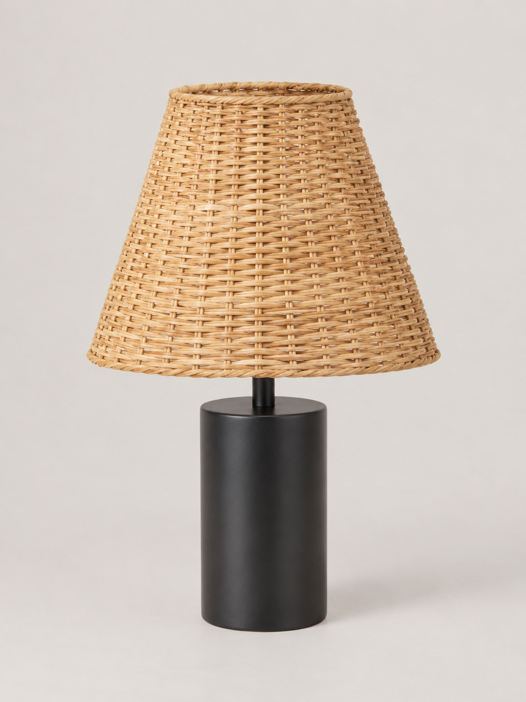 Lámpara de Mesa de Ratán Natural - MADRITERA