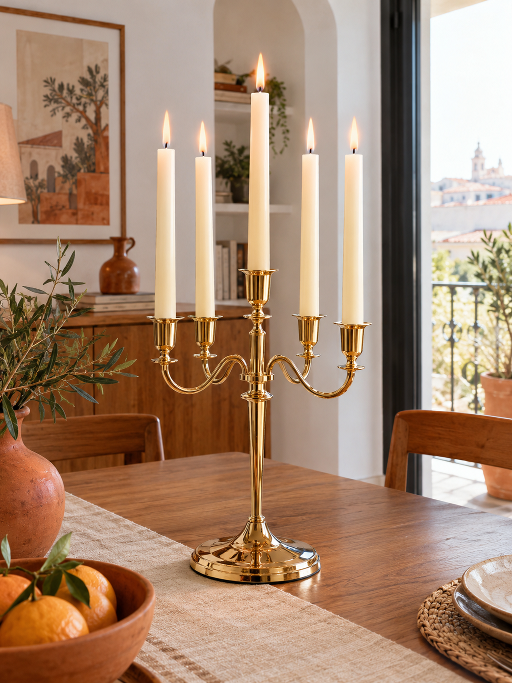 Candelabro Dorado de Metal 5 Brazos en ambiente - MADRITERA
