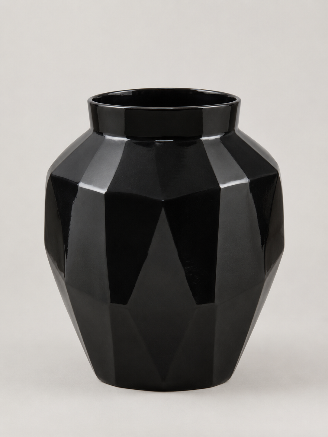 Jarrón Negro Geométrico - MADRITERA