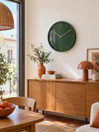Reloj de Pared Verde Oscuro en ambiente - MADRITERA