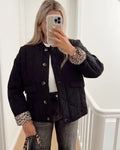 Chaqueta elegante con forro de leopardo - Chic y moderna